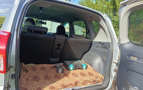 Toyota RAV4, 2006 год, 1 200 000 рублей, 12 фотография