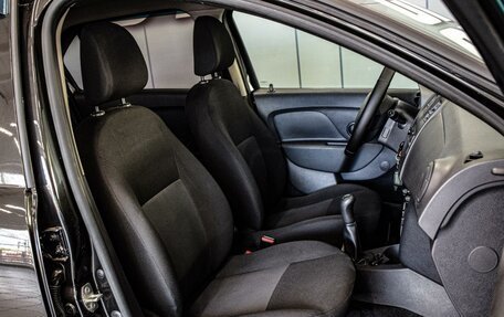 Renault Logan II, 2017 год, 695 000 рублей, 8 фотография