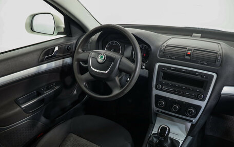 Skoda Octavia, 2011 год, 649 000 рублей, 8 фотография