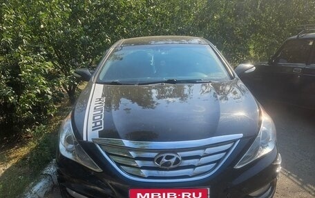 Hyundai Sonata VI, 2012 год, 1 300 000 рублей, 1 фотография