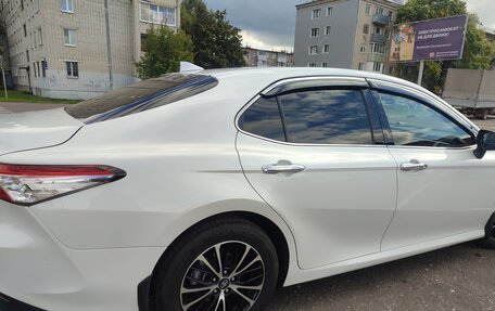 Toyota Camry, 2019 год, 2 450 000 рублей, 7 фотография
