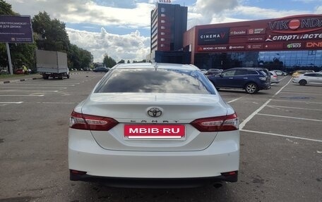 Toyota Camry, 2019 год, 2 450 000 рублей, 5 фотография