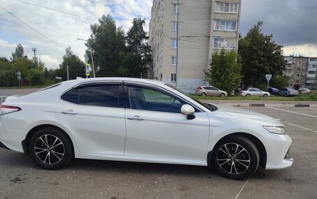 Toyota Camry, 2019 год, 2 450 000 рублей, 8 фотография