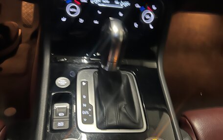 Volkswagen Touareg III, 2016 год, 3 300 000 рублей, 10 фотография