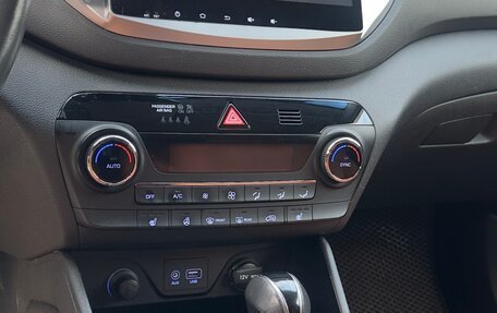 Hyundai Tucson III, 2018 год, 1 680 000 рублей, 10 фотография