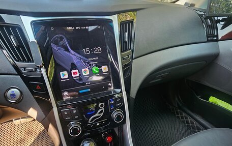 Hyundai Sonata VI, 2012 год, 1 300 000 рублей, 7 фотография