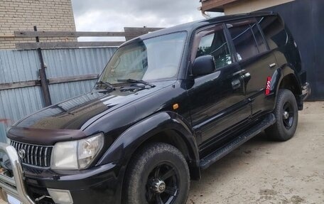 Toyota Land Cruiser Prado 90 рестайлинг, 2001 год, 1 000 000 рублей, 2 фотография