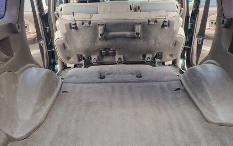 Toyota Land Cruiser Prado 90 рестайлинг, 2001 год, 1 000 000 рублей, 17 фотография