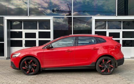 Volvo V40 II рестайлинг, 2017 год, 2 300 000 рублей, 7 фотография