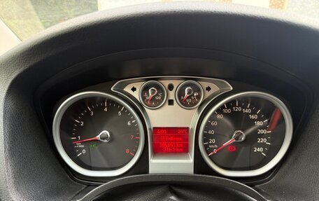 Ford Focus II рестайлинг, 2005 год, 440 000 рублей, 13 фотография