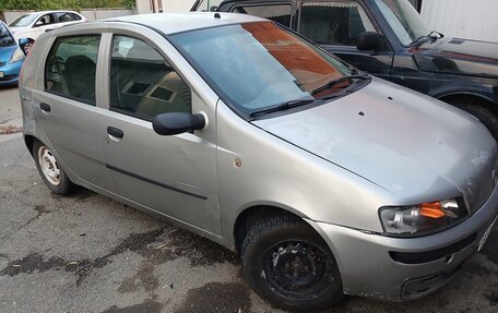 Fiat Punto III Punto Evo рестайлинг, 2002 год, 75 000 рублей, 2 фотография