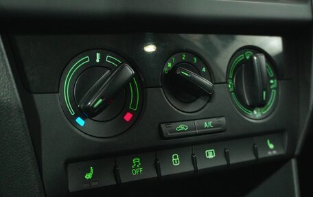 Skoda Rapid I, 2018 год, 998 000 рублей, 13 фотография