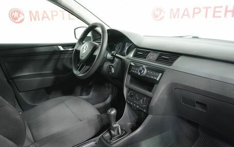 Skoda Rapid I, 2018 год, 998 000 рублей, 10 фотография