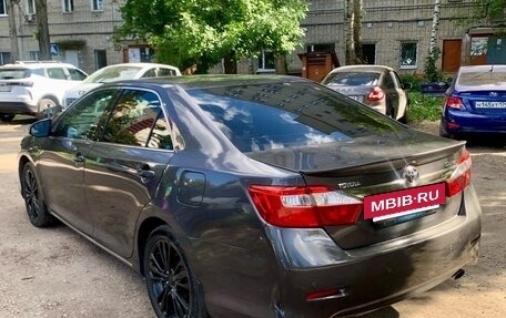Toyota Camry, 2012 год, 1 550 000 рублей, 4 фотография