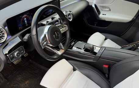 Mercedes-Benz CLA, 2019 год, 2 900 000 рублей, 3 фотография