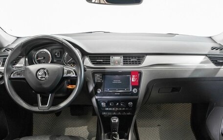 Skoda Rapid I, 2018 год, 1 413 000 рублей, 6 фотография