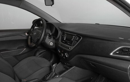Hyundai Solaris II рестайлинг, 2017 год, 986 000 рублей, 7 фотография