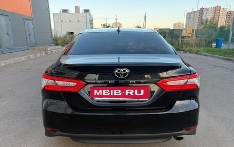 Toyota Camry, 2020 год, 3 290 000 рублей, 4 фотография