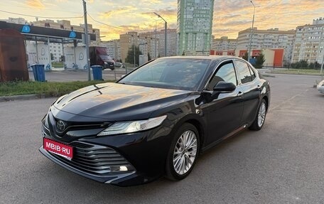 Toyota Camry, 2020 год, 3 290 000 рублей, 1 фотография