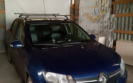 Renault Logan II, 2018 год, 820 000 рублей, 7 фотография
