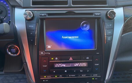 Toyota Camry, 2015 год, 2 680 000 рублей, 8 фотография