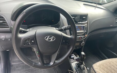 Hyundai Solaris II рестайлинг, 2016 год, 800 000 рублей, 5 фотография
