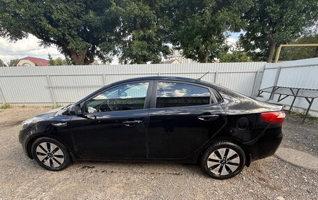 KIA Rio III рестайлинг, 2013 год, 620 000 рублей, 2 фотография