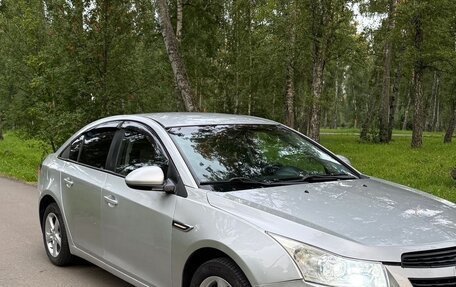 Chevrolet Cruze II, 2013 год, 575 000 рублей, 3 фотография