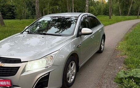 Chevrolet Cruze II, 2013 год, 575 000 рублей, 2 фотография