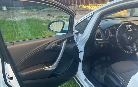 Opel Astra J, 2011 год, 580 000 рублей, 18 фотография