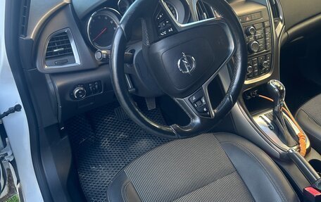 Opel Astra J, 2011 год, 580 000 рублей, 19 фотография