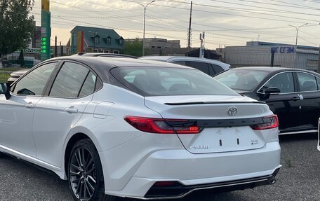 Toyota Camry, 2025 год, 3 800 000 рублей, 4 фотография