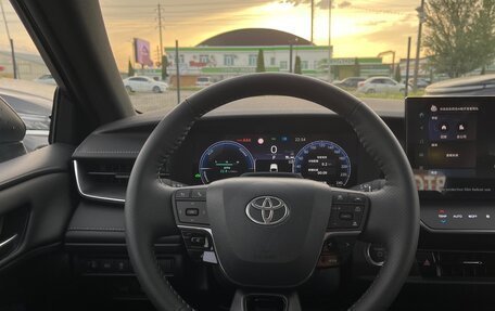Toyota Camry, 2025 год, 3 800 000 рублей, 9 фотография