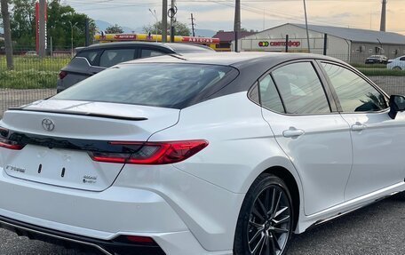 Toyota Camry, 2025 год, 3 800 000 рублей, 6 фотография
