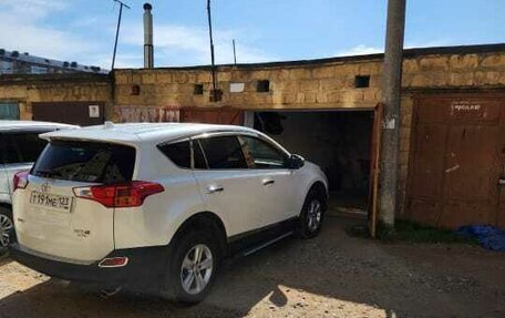 Toyota RAV4, 2013 год, 1 750 000 рублей, 13 фотография