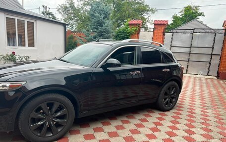 Infiniti FX I, 2007 год, 635 000 рублей, 2 фотография