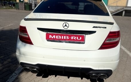 Mercedes-Benz C-Класс, 2011 год, 1 300 000 рублей, 6 фотография