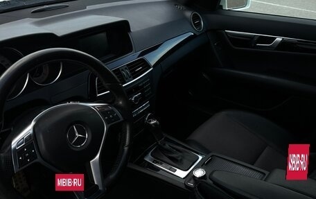 Mercedes-Benz C-Класс, 2011 год, 1 300 000 рублей, 8 фотография