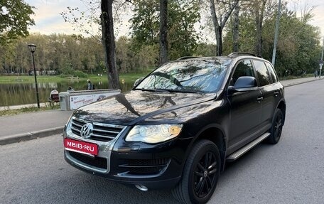 Volkswagen Touareg III, 2008 год, 1 300 000 рублей, 1 фотография