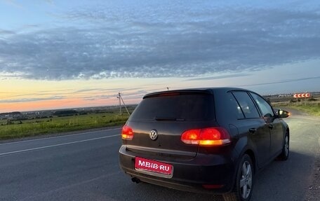 Volkswagen Golf VI, 2011 год, 650 000 рублей, 1 фотография