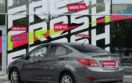 Hyundai Solaris II рестайлинг, 2015 год, 1 050 000 рублей, 2 фотография