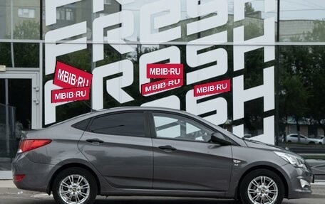 Hyundai Solaris II рестайлинг, 2015 год, 1 050 000 рублей, 5 фотография