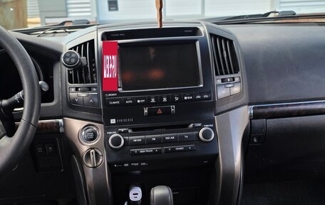 Toyota Land Cruiser 200, 2011 год, 3 000 000 рублей, 4 фотография