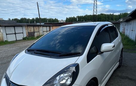 Honda Fit III, 2013 год, 1 255 555 рублей, 11 фотография