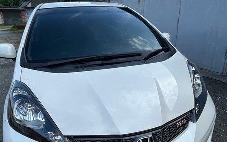 Honda Fit III, 2013 год, 1 255 555 рублей, 6 фотография