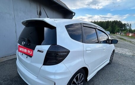 Honda Fit III, 2013 год, 1 255 555 рублей, 16 фотография