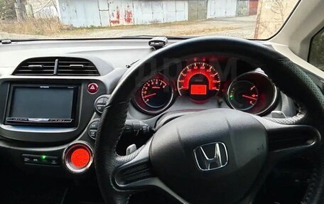 Honda Fit III, 2013 год, 1 255 555 рублей, 35 фотография