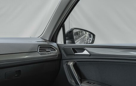 Volkswagen Tiguan II, 2019 год, 2 420 000 рублей, 31 фотография