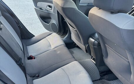 Chevrolet Cruze II, 2010 год, 400 000 рублей, 12 фотография