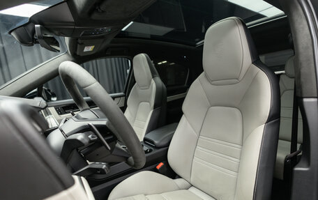 Porsche Cayenne III, 2023 год, 15 990 000 рублей, 11 фотография